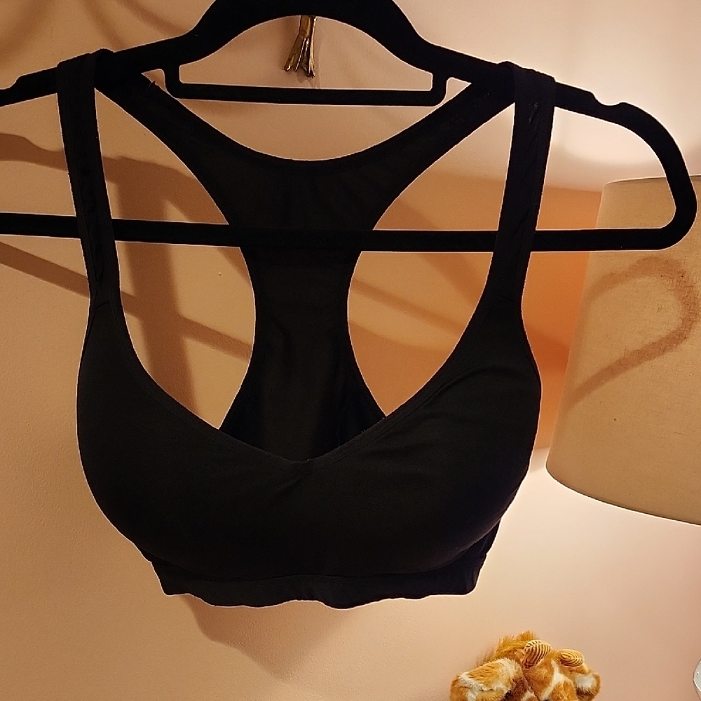 4/$20 SO Black Sports Bra - Picture 1 of 4